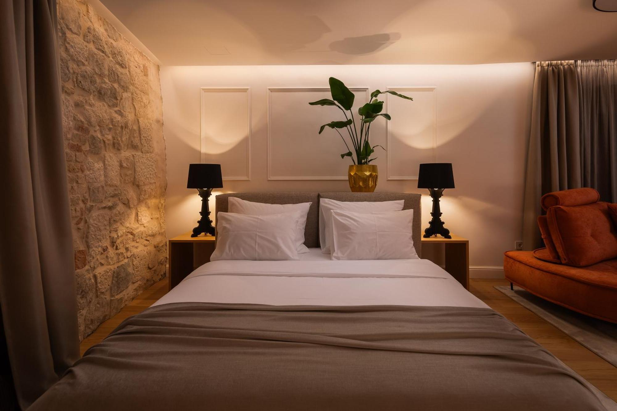 Golden Gate Luxury Rooms - Unique Unesco Location Split Exterior photo